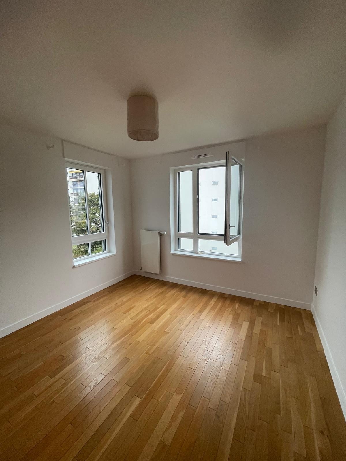 Couloir et chambres en couleurs à Boulogne-Billancourt, photo 5