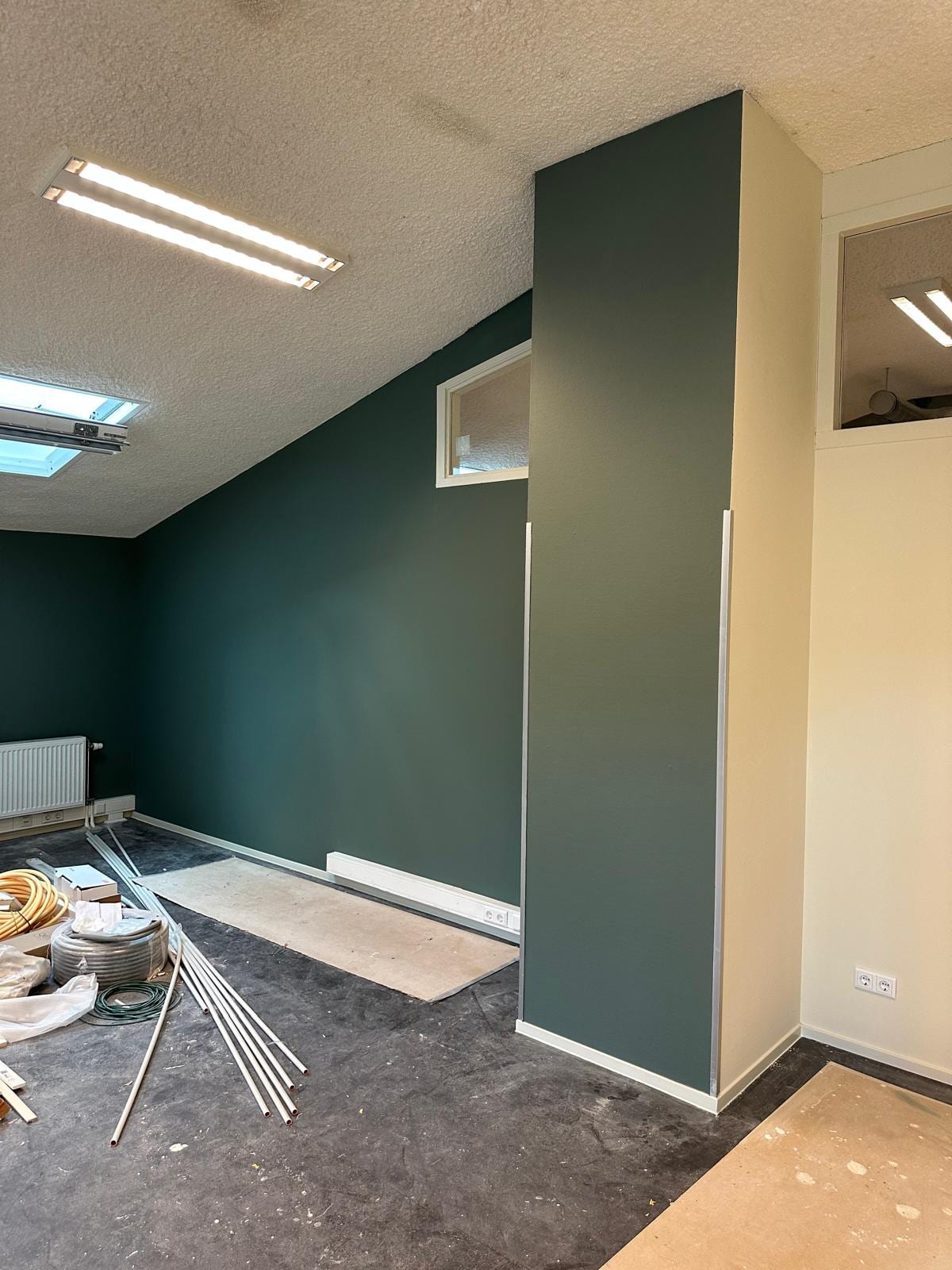 Peinture d'un espace de travail mutualisé de 140 m² à Bois-Colombes — photo 1